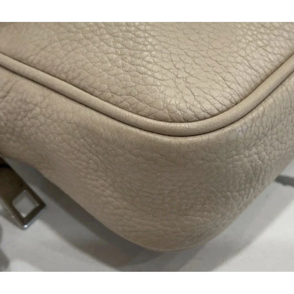 Marc Jacob’s Taupe Leather Camera Bag, Foil Stamped Logo Crossbody COA Included.